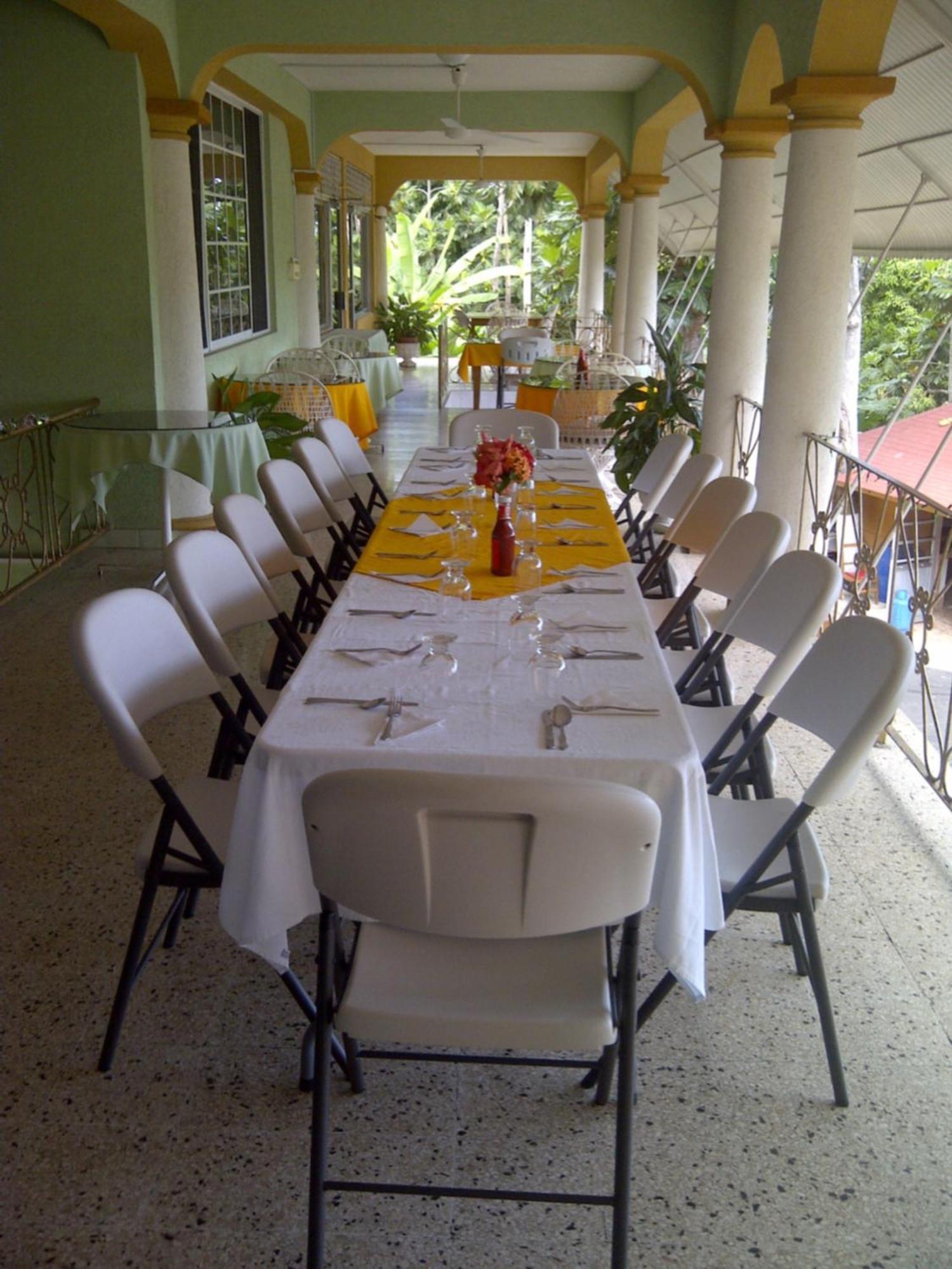Palm Bay Guest House & Restaurant Montego Bay Esterno foto